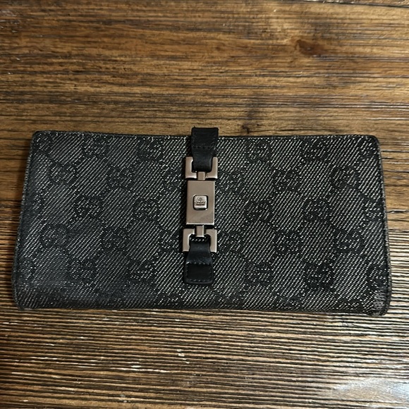 Gucci black long wallet, see photos for condition - Picture 13 of 13